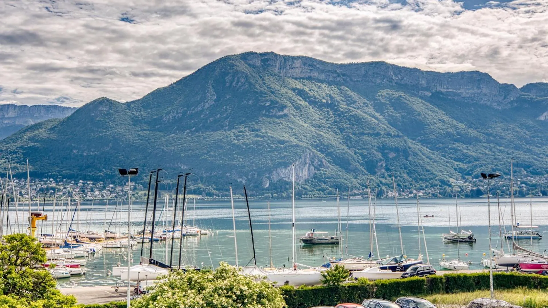 The Lake Terrace Annecy